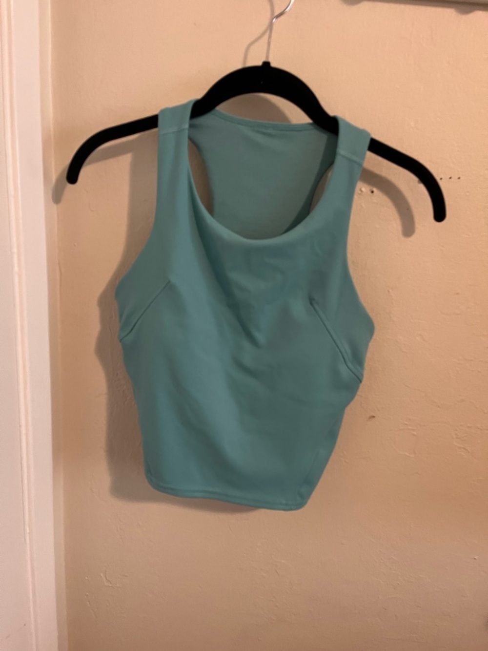 🍋LULÚLEMON Aqua Sleeveless Cropped Tank Top has a matching leggings